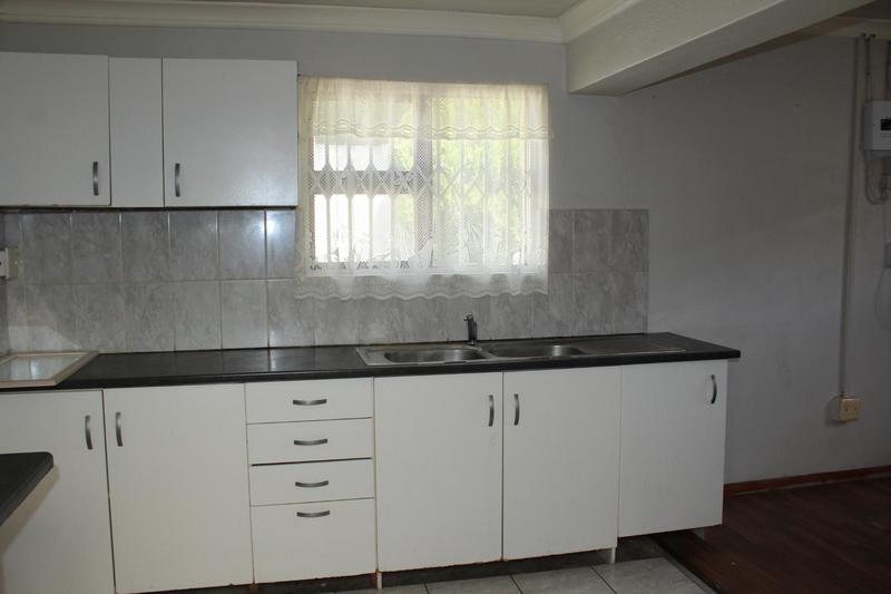 5 Bedroom Property for Sale in Churchill Estate Western Cape